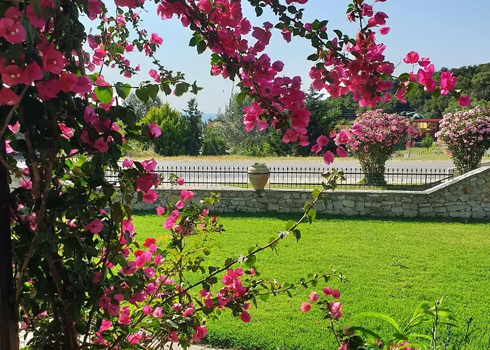 Ermioni Otel