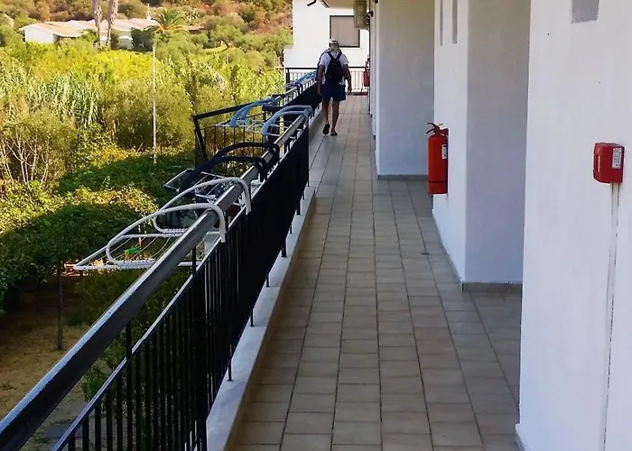 Otel Ermioni Kalamítsion