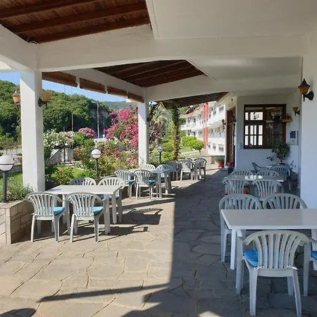 Hotell Ermioni Kalamítsion