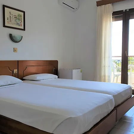 Hotel Ermioni 3*