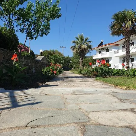 Hotel Ermioni 3*