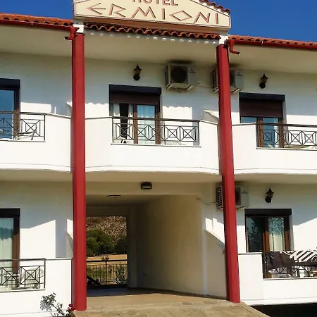 Ermioni מלון 3*