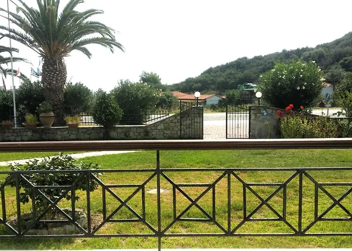 Ermioni 3*